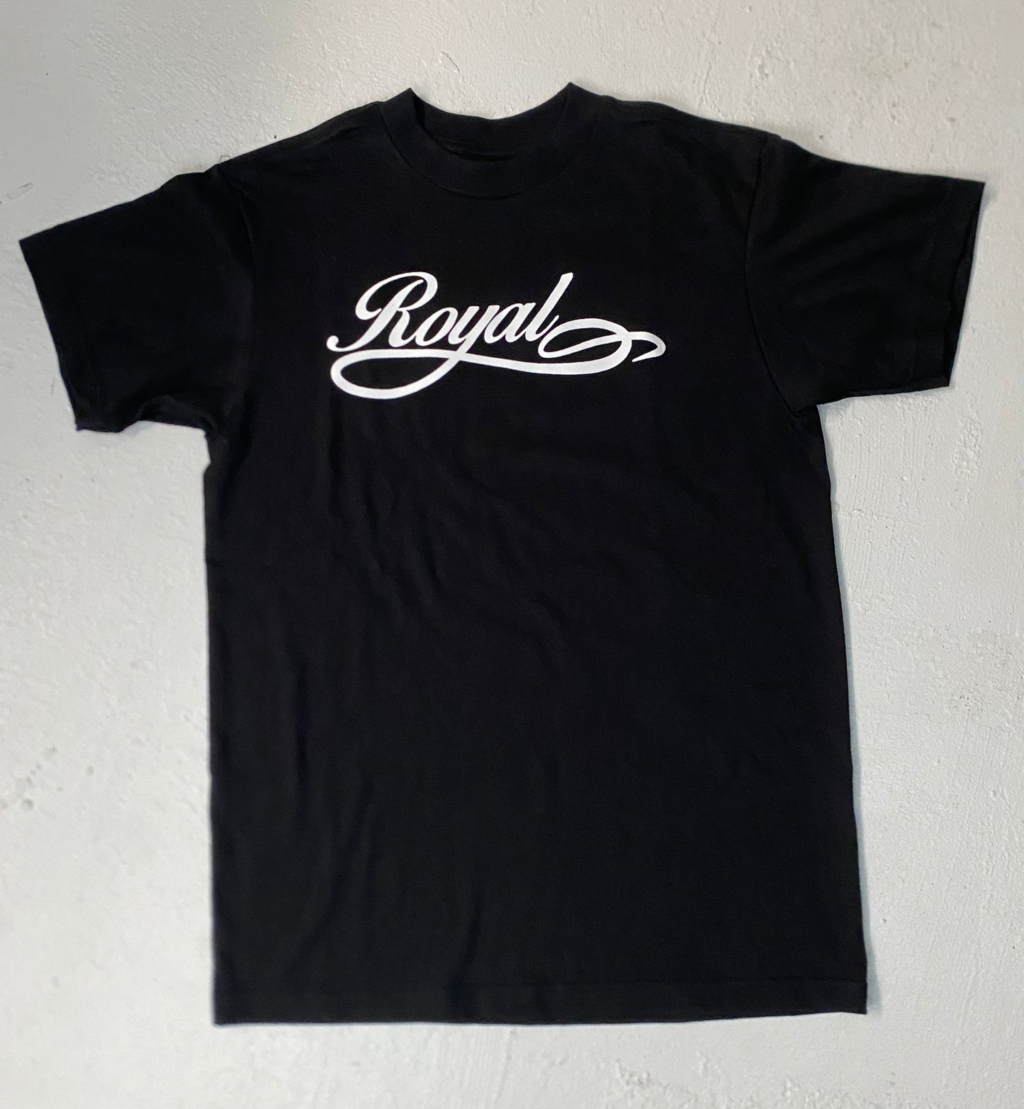 02. Royal Sna Script tee